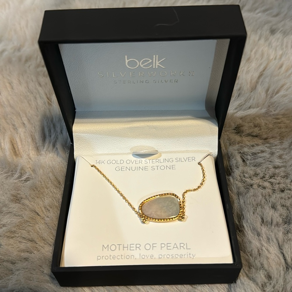 NWT 14K Gold Over Silver Genuine Stone Mother Of Pearl From Belk - Picture 1 of 3